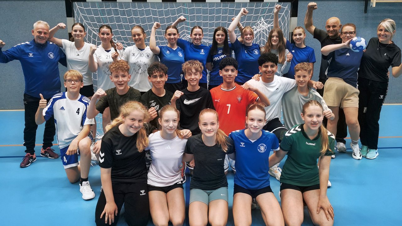 Challenge accepted: Girls vs. Boys! Challenge accepted: Girls vs. Boys!