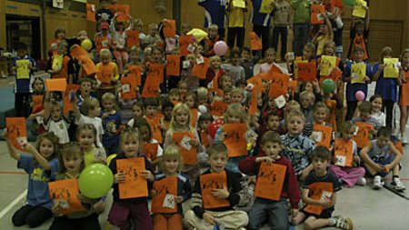 ?Learning by doing? ? Handballevent für Erstklässler