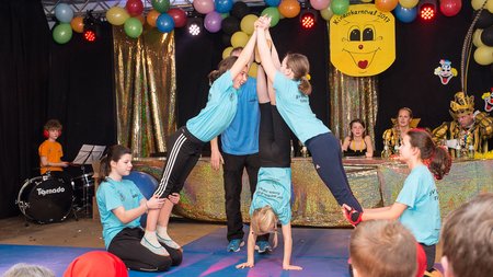 SVG-Turner beim Kinderkarneval