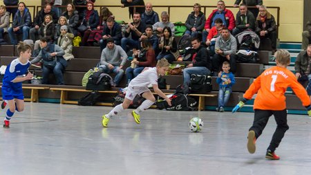 1. FC Köln gewinnt "Gerolsteiner U10 Hallen-Juniorcup"