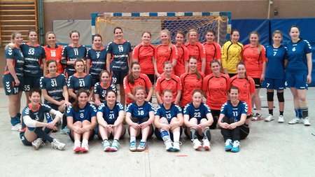 Brunnenstadt-Handballerinnen zusammen mit den „Oranjes“ in der Bierstadt zu Gast