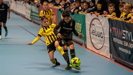 Gladbacher "Fohlen" holen den den Pokal